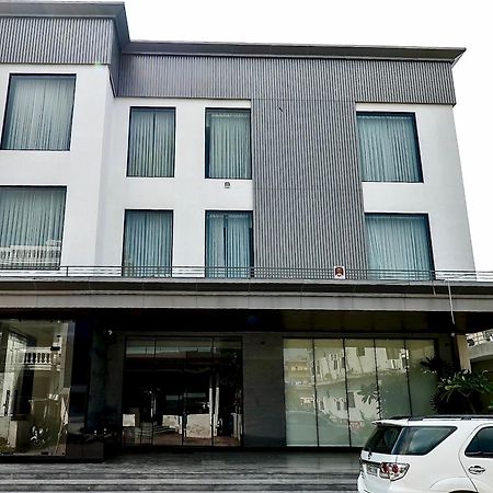 Hotel Elinor By Dazzling Hotels & Resorts Agra  Exterior photo